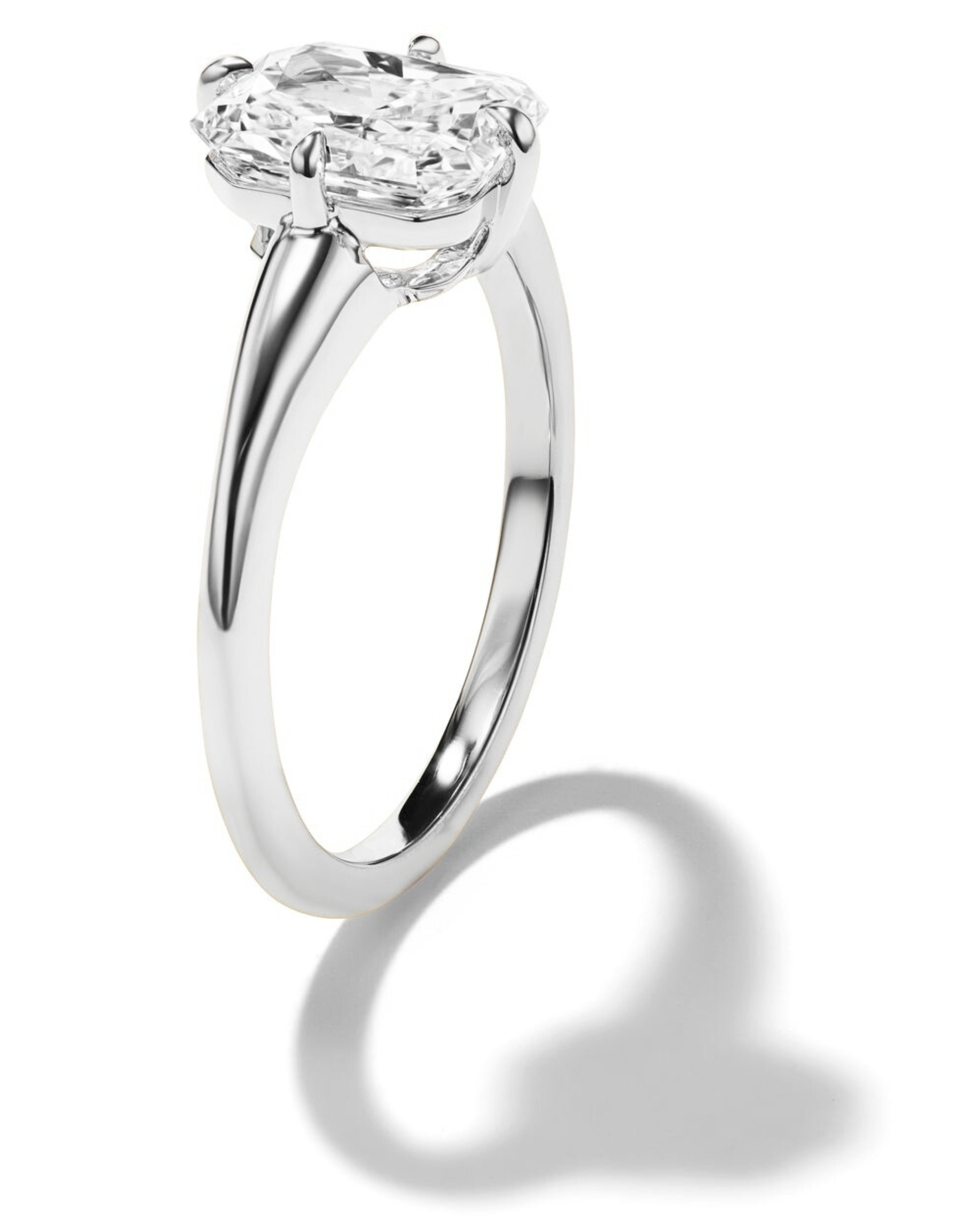 Radiant Cut Diamond 4-Claw Engagement Ring White Gold