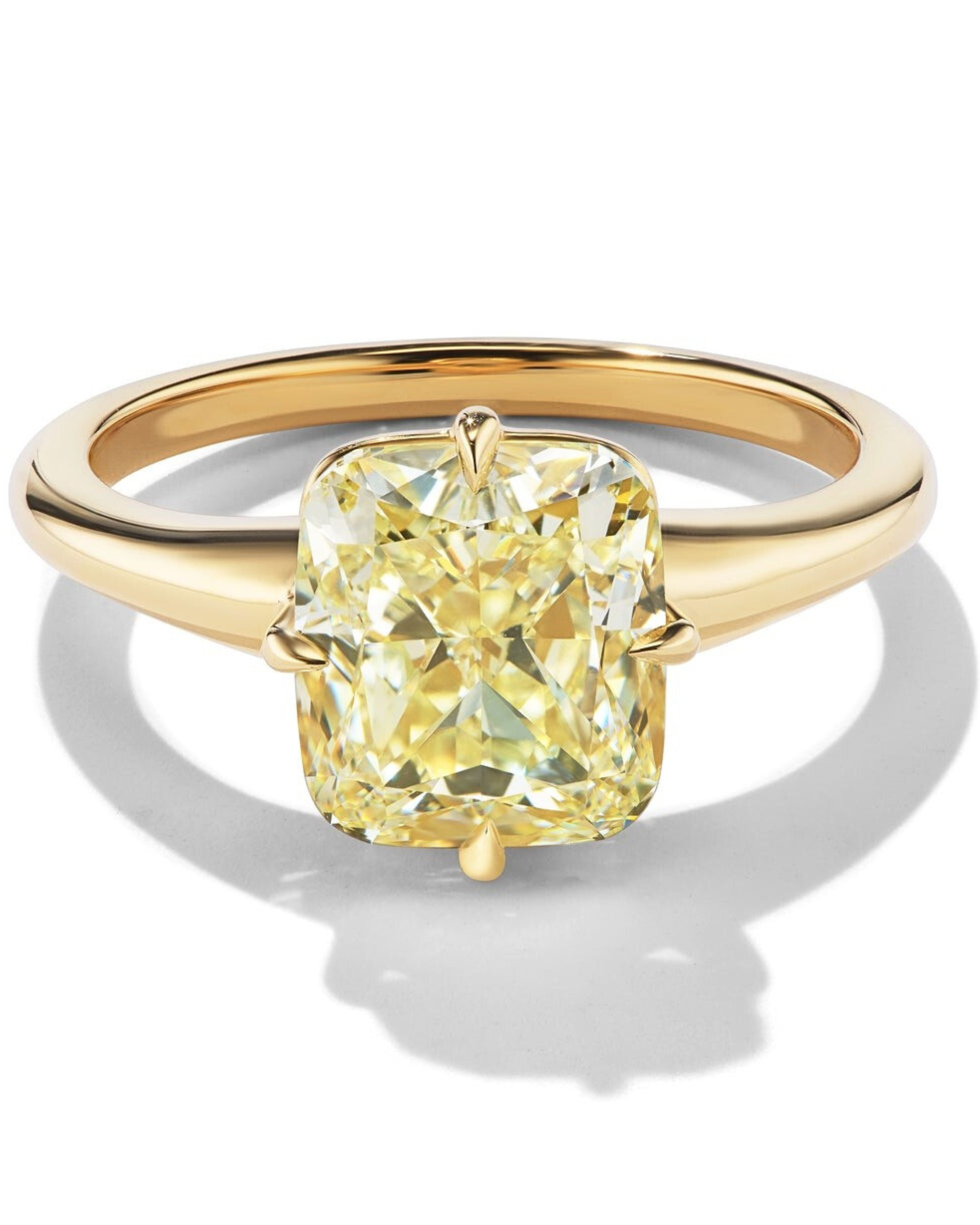 Cushion-Cut Diamond Engagement Ring Yellow Gold